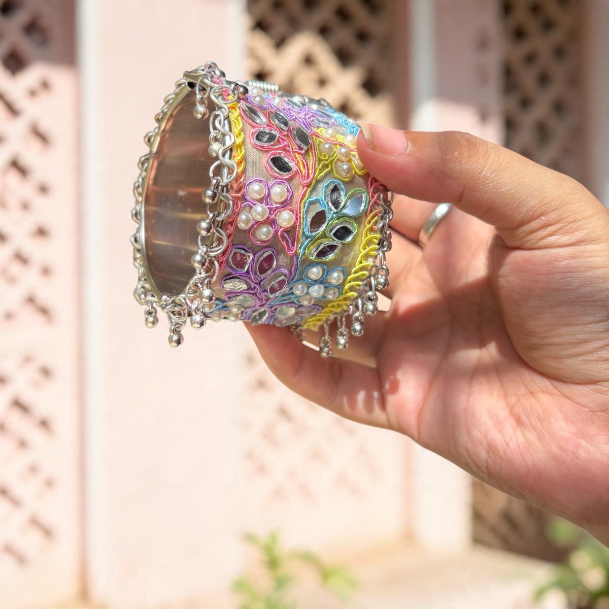 Kanch Ki Gudiya Kada