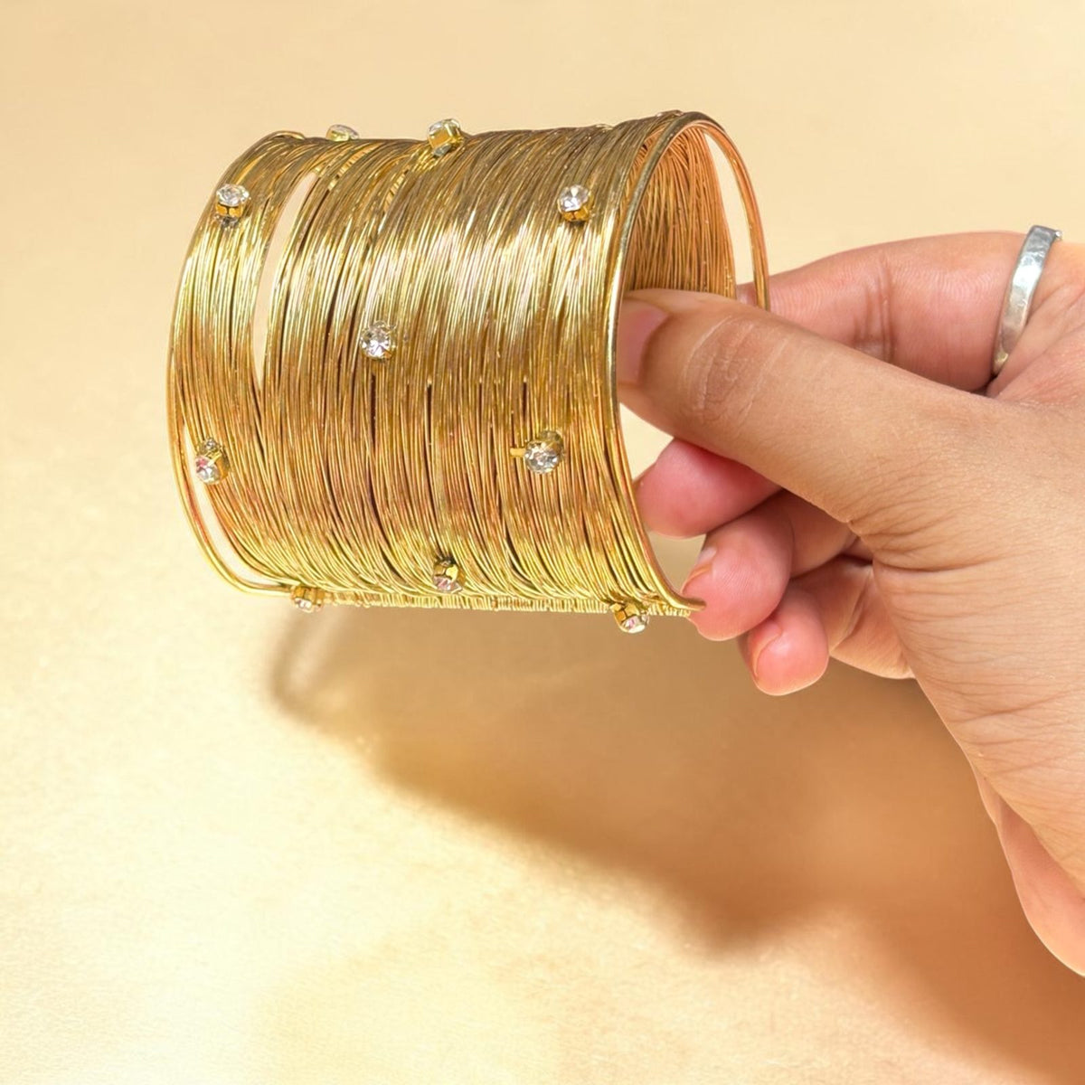 Sone Ki Lanka Cuff