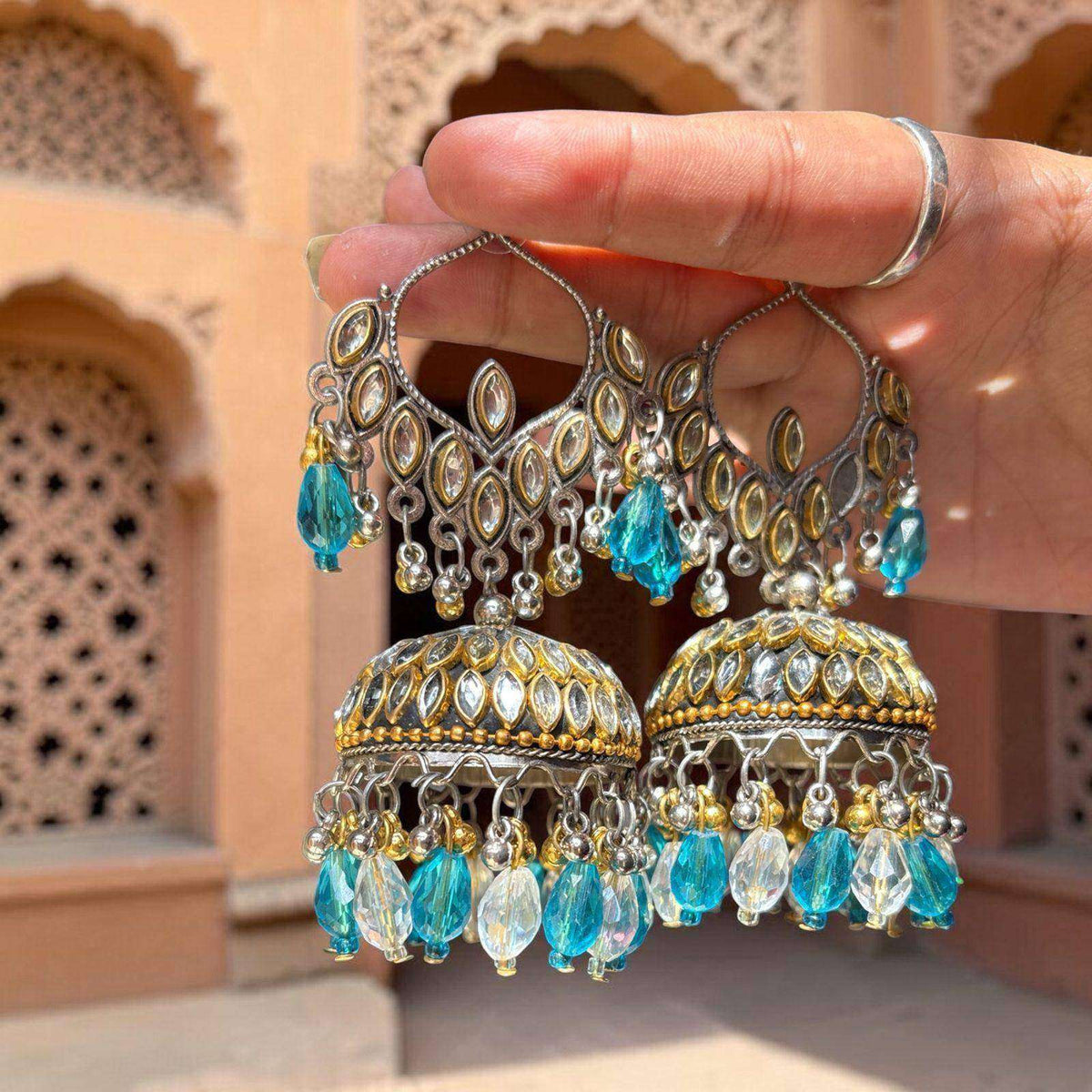 Neelam Kundan Jhumka