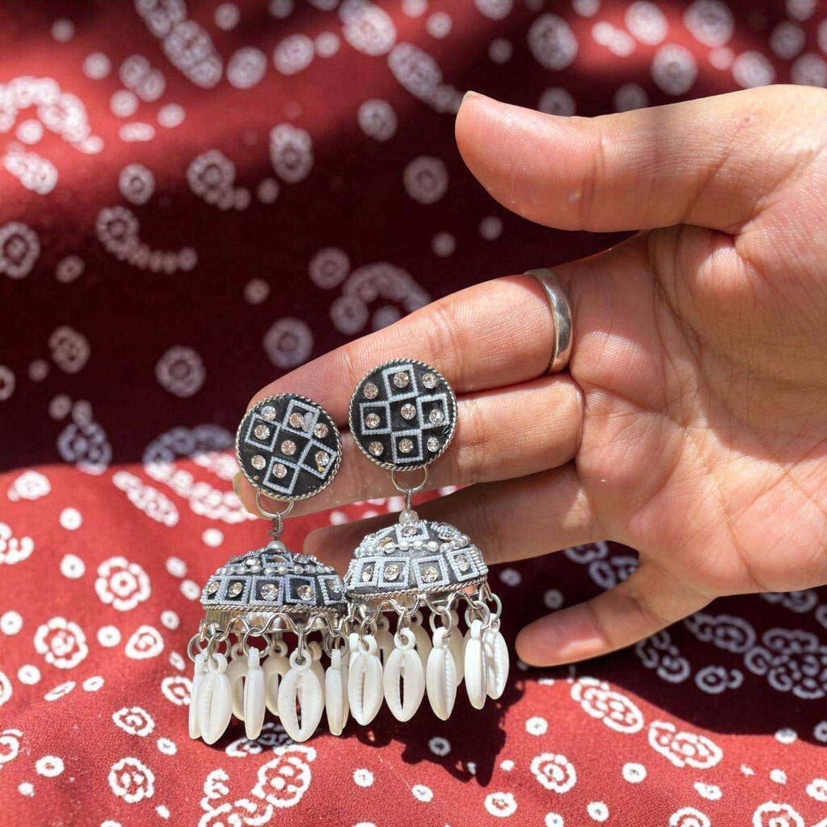 Seepiyon Wali Jhumki