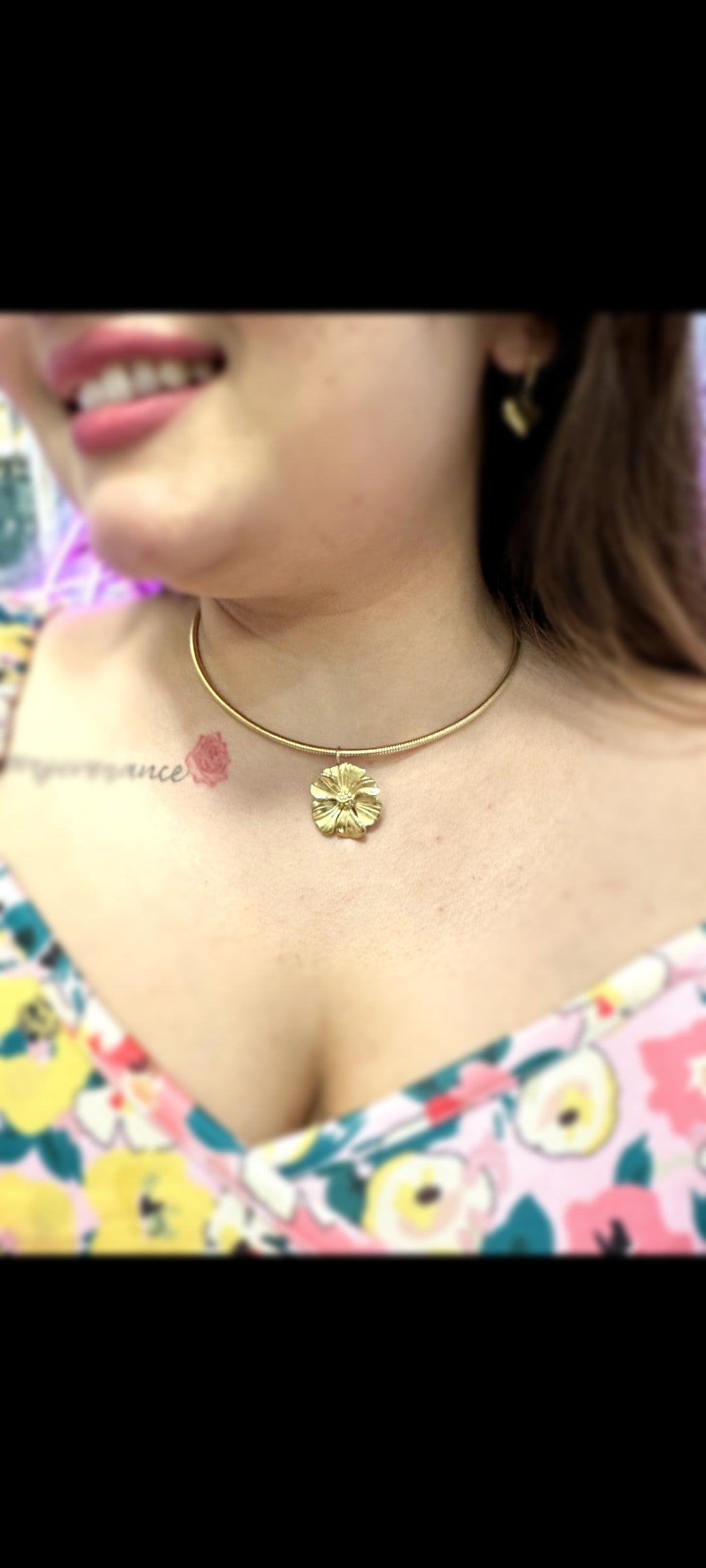 Blooming Circle Pendant Necklace