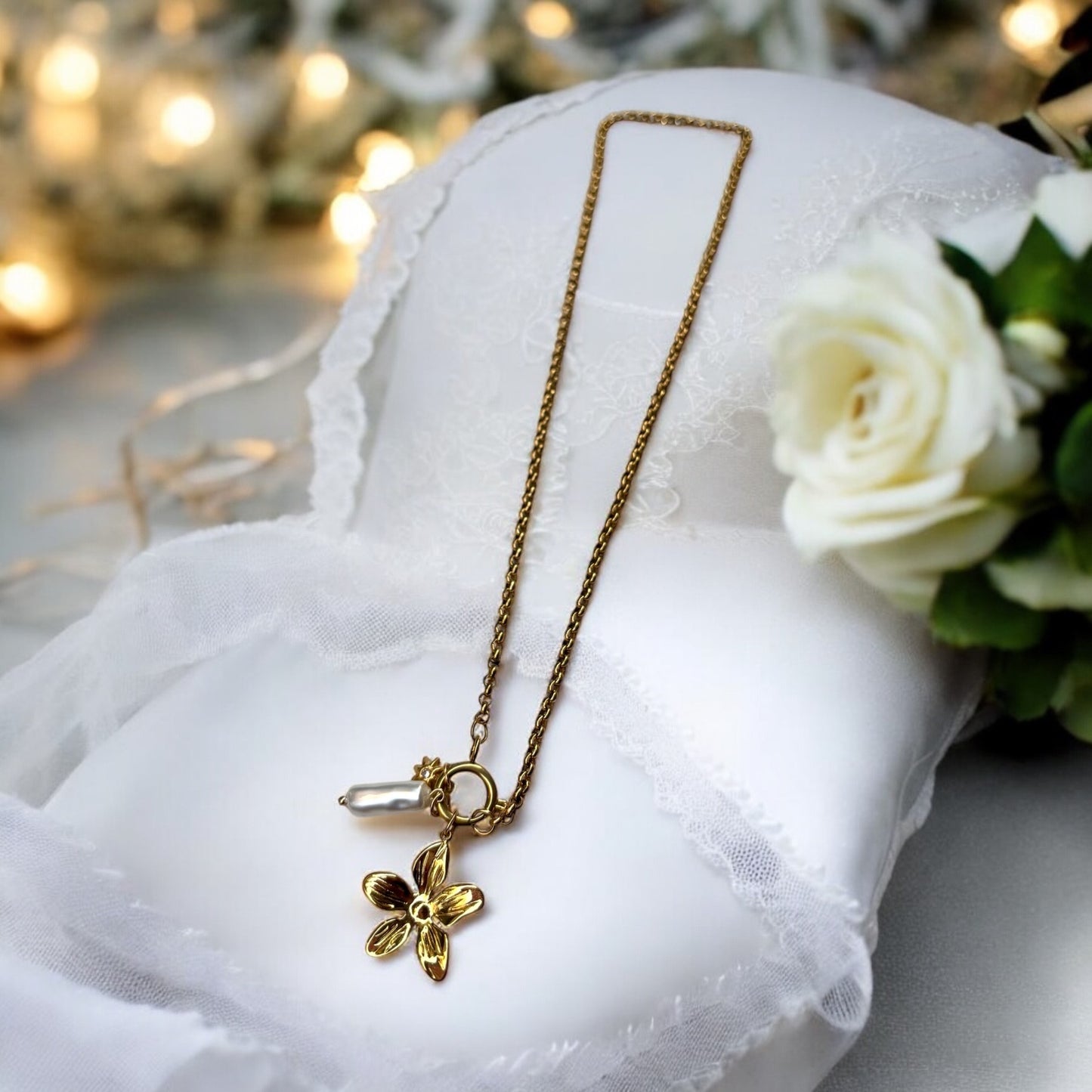 Phool Si Tu Pendant