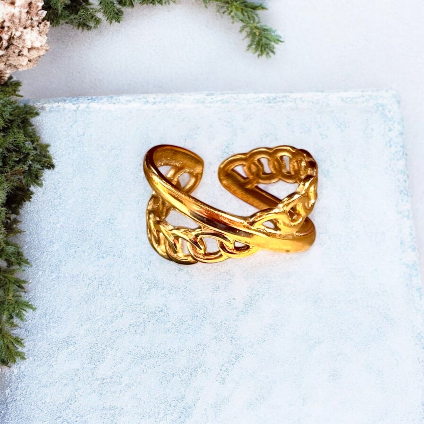Khoobsurat - The ring