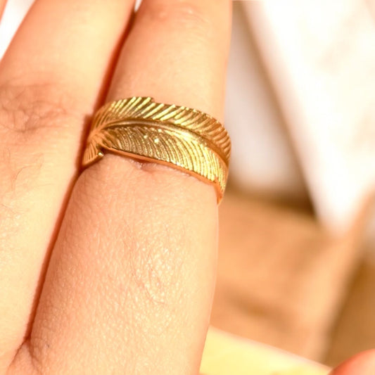 Feather Light Ring